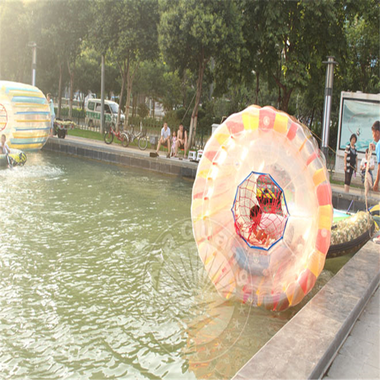 北京景区团建水上滚筒